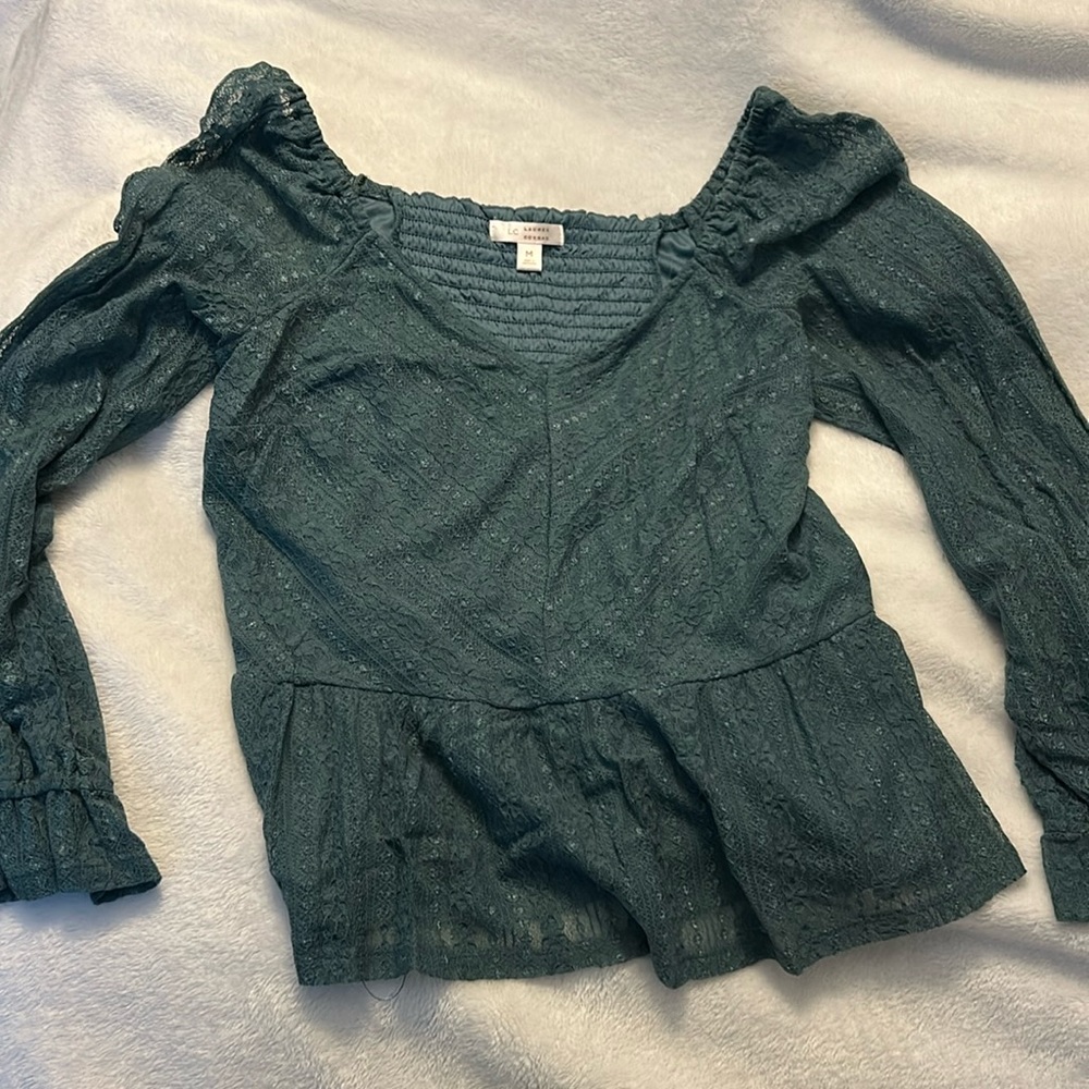 Lacey sleeve LC Lauren Conrad women’s top, size M